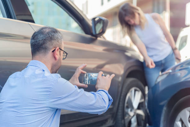 Professional Full Coverage Car Insurance technician working in River Road, WA
